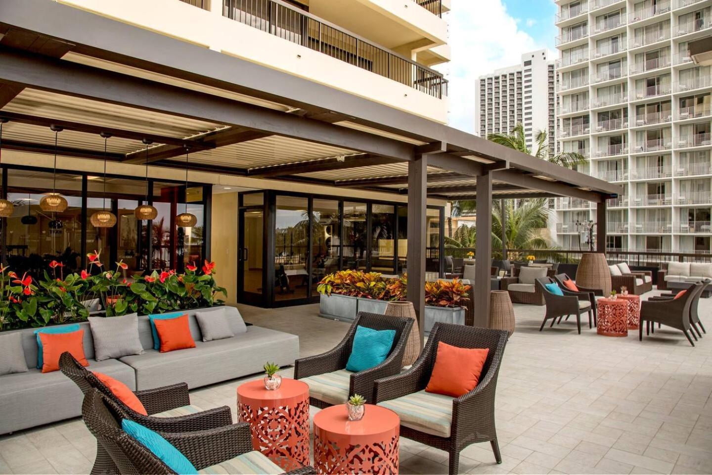 Luxury Oceanfront 2 Bedroom Apartment At Waikiki Beach Tower Honolulu Exterior foto